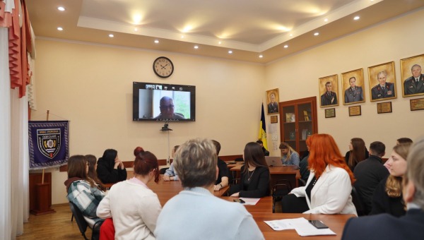 Виступ з вітальною промовою Анатолія Фурмана, директора одного з інститутів Одеської політехніки
