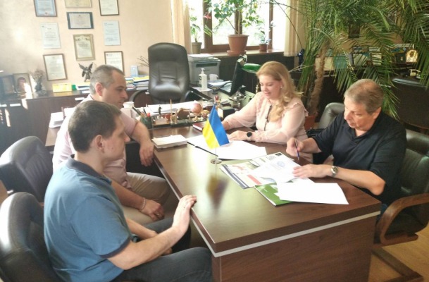 Голова приймальної комісії Г.О. Оборський; в.о. Директора Одеського місцевого центру з надання вторинної правової допомоги К.С. Мирошніченко; Відповідальний секретар Приймльної комісії Колеснік В.М.; Директор ОЦ «Крим-Донбас Україна» Агаджанян А.Р.