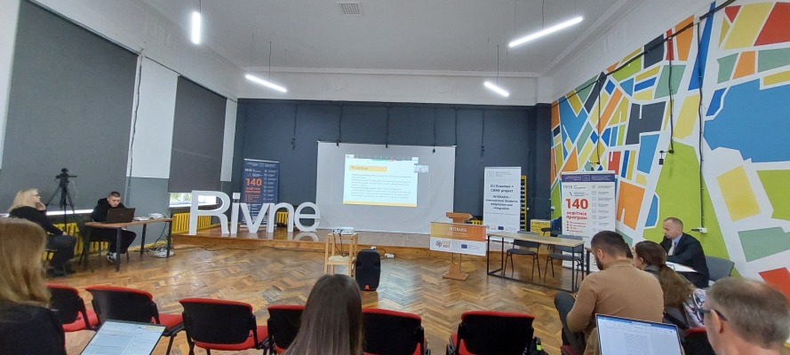 Загальний вигляд приміщення OpenOffice, де відбувались програмні заходи з трансляцією на платформі Youtube